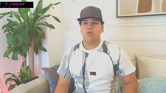 Naim Bennetsex online show from 10-24-25, 06:40