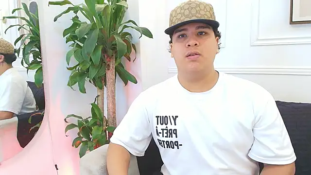 Naim Bennetsex online show from 11-14-25, 06:33