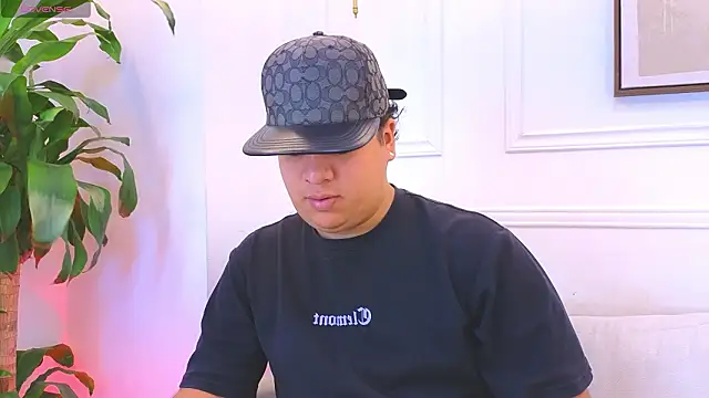 Naim Bennetsex online show from 02-12-26, 06:29