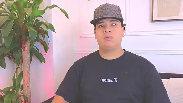 Naim Bennetsex online show from 02-26-26, 02:22