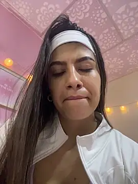 Lenapink19 online show from 11-26-25, 09:26