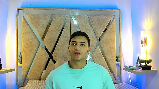 jayd muscle online show from 11-21-25, 05:28