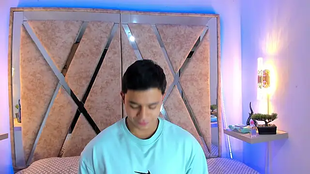 jayd muscle online show from 11-22-25, 04:11