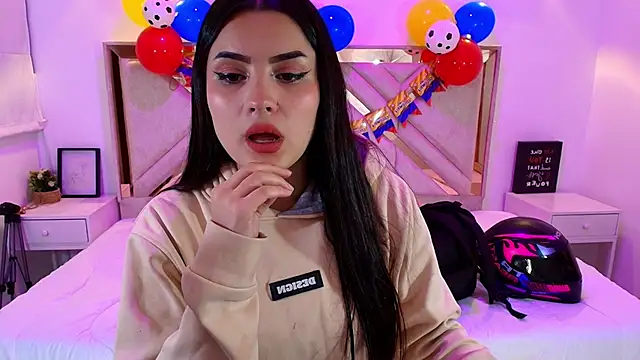 Natalie loffreda online show from 07-06-26, 07:49