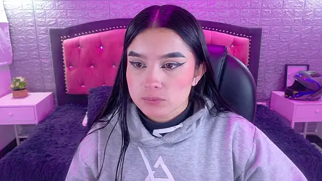 Natalie loffreda online show from 02-03-26, 03:26