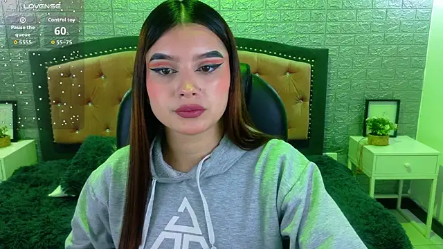 Natalie loffreda online show from 11-24-25, 03:28