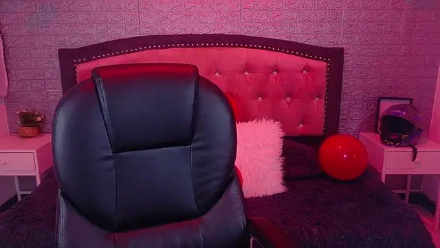 Natalie loffreda online show from 02-27-26, 09:14