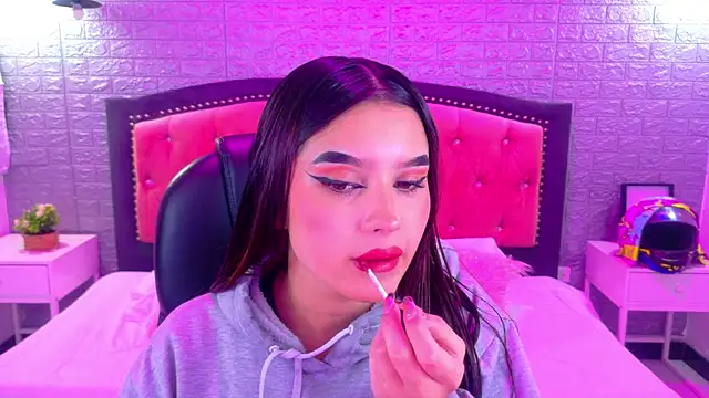 Natalie loffreda online show from 01-08-26, 03:34