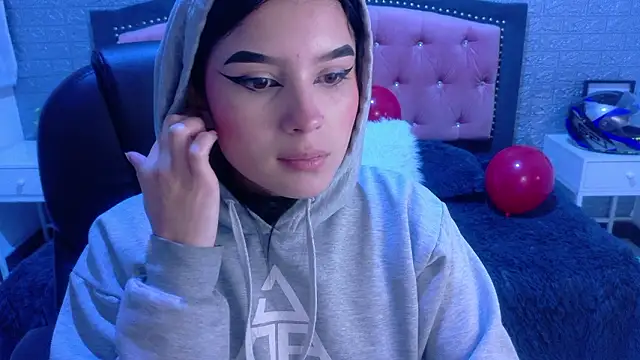 Natalie loffreda online show from 02-17-26, 03:15