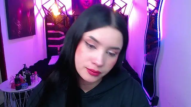 Snapshot of Natalie_loffreda chatting on 05-29-26, 12:00 Natalie loffreda online show from 05-29-26, 12:00