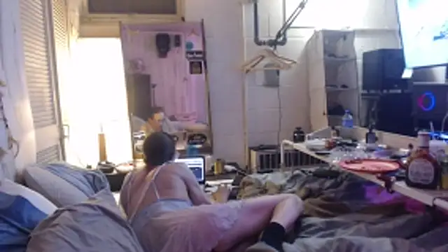 Snapshot of Puff0169 chatting on 05-30-26, 03:35 Puff0169 online show from 05-30-26, 03:35
