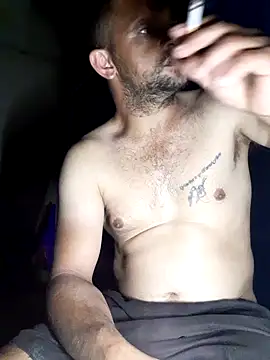 Snapshot of Lekewarmele chatting on 10-06-25, 05:02 Lekewarmele online show from 10-06-25, 05:02