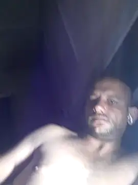 Snapshot of Lekewarmele chatting on 10-24-25, 10:53 Lekewarmele online show from 10-24-25, 10:53