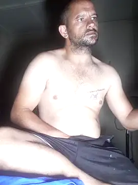 Snapshot of Lekewarmele chatting on 11-04-25, 11:41 Lekewarmele online show from 11-04-25, 11:41