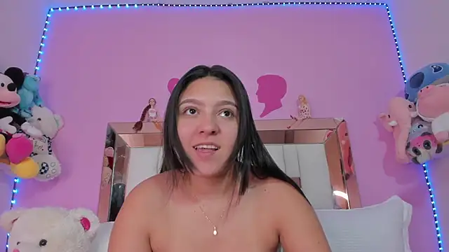 Snapshot of Emmy_Rivas chatting on 09-27-25, 12:17 Emmy Rivas online show from 09-27-25, 12:17
