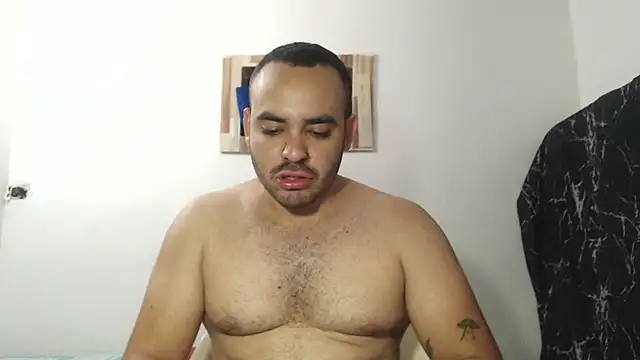 Snapshot of Ana_ThiagoxX chatting on 05-27-26, 08:05 Ana ThiagoxX online show from 05-27-26, 08:05