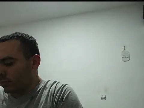 Ana ThiagoxX online show from 02-14-26, 06:02