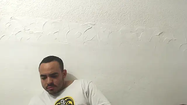 Snapshot of Ana_ThiagoxX chatting on 05-15-26, 11:25 Ana ThiagoxX online show from 05-15-26, 11:25