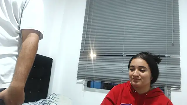 Snapshot of Ana_ThiagoxX chatting on 03-22-26, 03:32 Ana ThiagoxX online show from 03-22-26, 03:32
