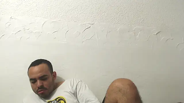Snapshot of Ana_ThiagoxX chatting on 05-15-26, 11:03 Ana ThiagoxX online show from 05-15-26, 11:03