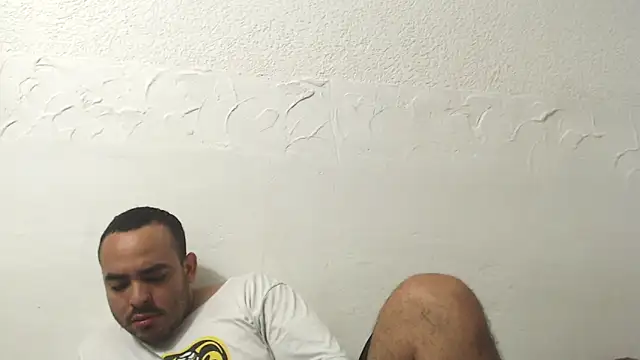 Snapshot of Ana_ThiagoxX chatting on 05-15-26, 11:36 Ana ThiagoxX online show from 05-15-26, 11:36