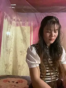 PhanHaa online show from 12-22-25, 01:22