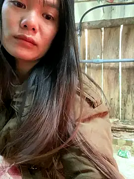 PhanHaa online show from 11-27-25, 12:22