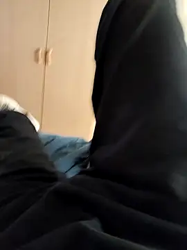 Snapshot of Tresgrossexe27 chatting on 10-04-25, 10:39 Tresgrossexe27 online show from 10-04-25, 10:39