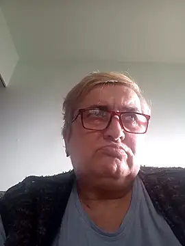 Snapshot of Sonya51561 chatting on 10-08-25, 01:34 Sonya51561 online show from 10-08-25, 01:34