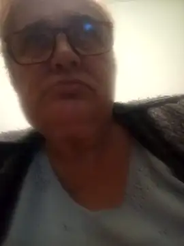 Snapshot of Sonya51561 chatting on 09-30-25, 04:35 Sonya51561 online show from 09-30-25, 04:35