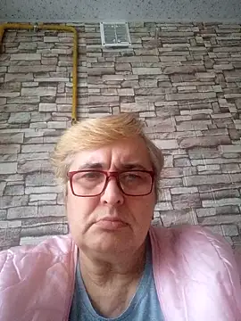 Snapshot of Sonya51561 chatting on 10-21-25, 02:49 Sonya51561 online show from 10-21-25, 02:49