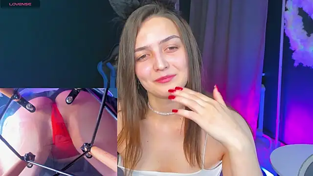 Ann Perry online show from 10-20-25, 02:13