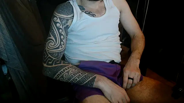 Snapshot of th1_ chatting on 04-24-26, 03:52 th1 online show from 04-24-26, 03:52