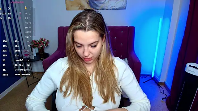 Snapshot of Emma__Ross chatting on 05-09-26, 01:53 Emma Ross online show from 05-09-26, 01:53