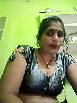 Snapshot of Hot-piuy chatting on 09-17-25, 09:55 Hot-piuy online show from 09-17-25, 09:55