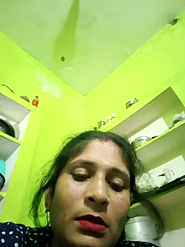 Snapshot of Hot-piuy chatting on 09-15-25, 06:30 Hot-piuy online show from 09-15-25, 06:30