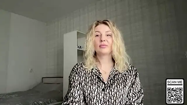 Blondie xoxoxo online show from 03-21-26, 08:41