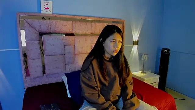 LICKY LOV online show from 10-04-25, 03:08