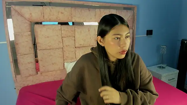 LICKY LOV online show from 10-16-25, 03:15