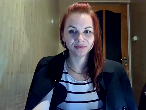 Kisa26311 online show from 11-17-25, 08:46