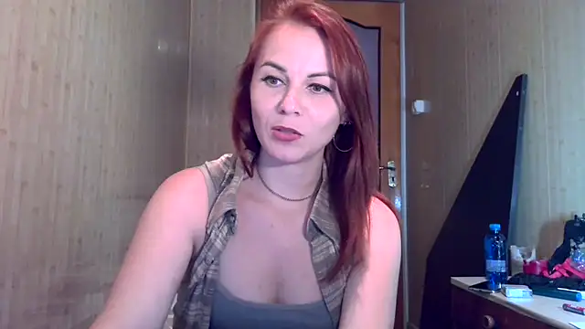 Snapshot of Kisa26311 chatting on 09-18-25, 12:41 Kisa26311 online show from 09-18-25, 12:41