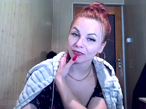 Snapshot of Kisa26311 chatting on 09-30-25, 12:44 Kisa26311 online show from 09-30-25, 12:44