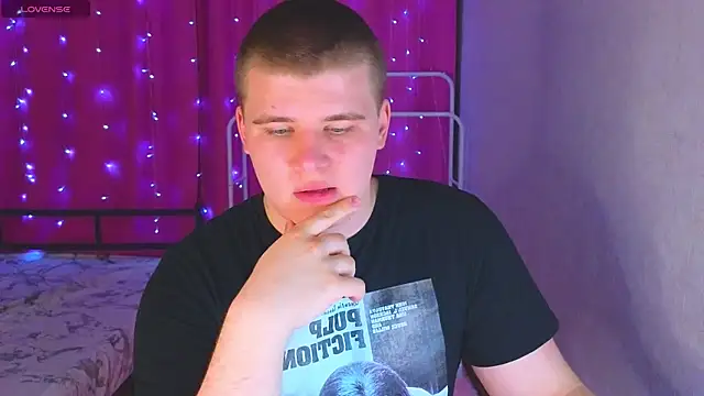 kittenmurr online show from 04-06-26, 04:52