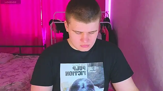 kittenmurr online show from 03-17-26, 06:05