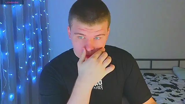 kittenmurr online show from 11-23-25, 02:10