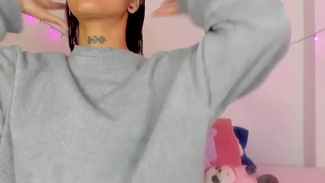 Abby roussee online show from 10-04-25, 01:12