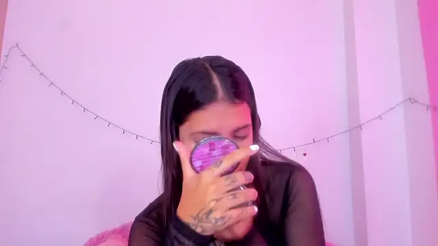 Abby roussee online show from 10-11-25, 01:23