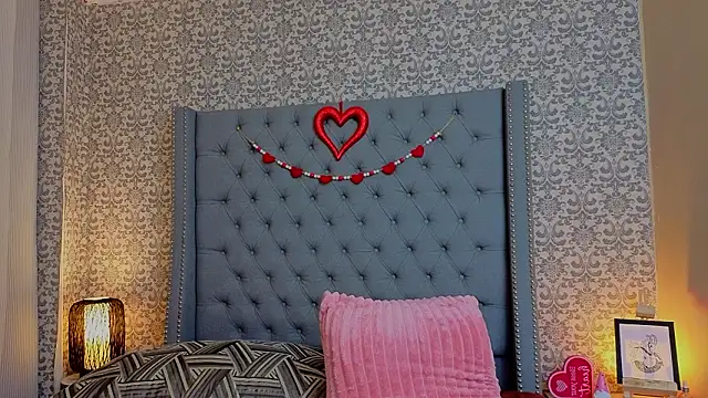 Abby roussee online show from 02-09-26, 08:29