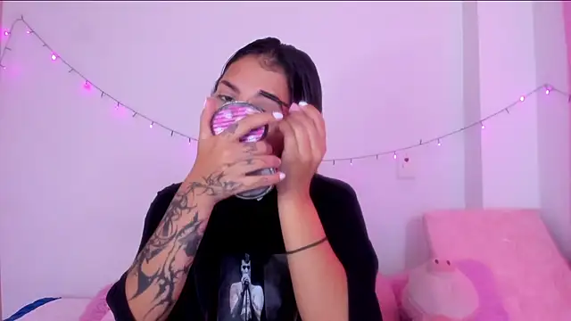 Abby roussee online show from 10-22-25, 12:59