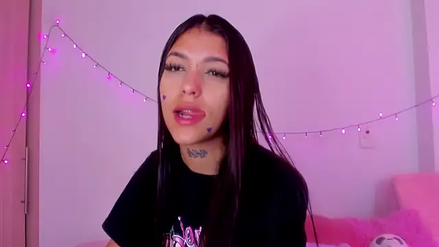 Abby roussee online show from 10-23-25, 01:21